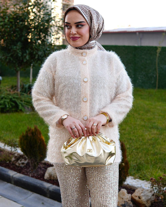 Krem Renk Tüylü Ceket - Ela Butik